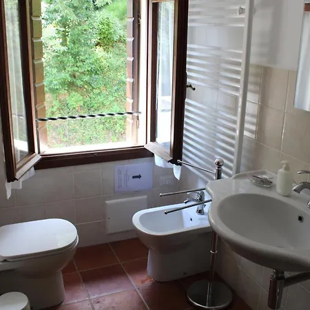 Flangini ベッド・アンド・ブレックファスト アーゾロ